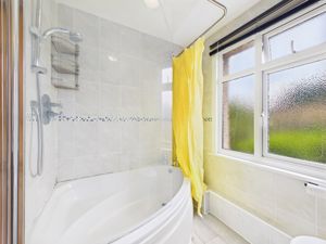 BATHROOM- click for photo gallery